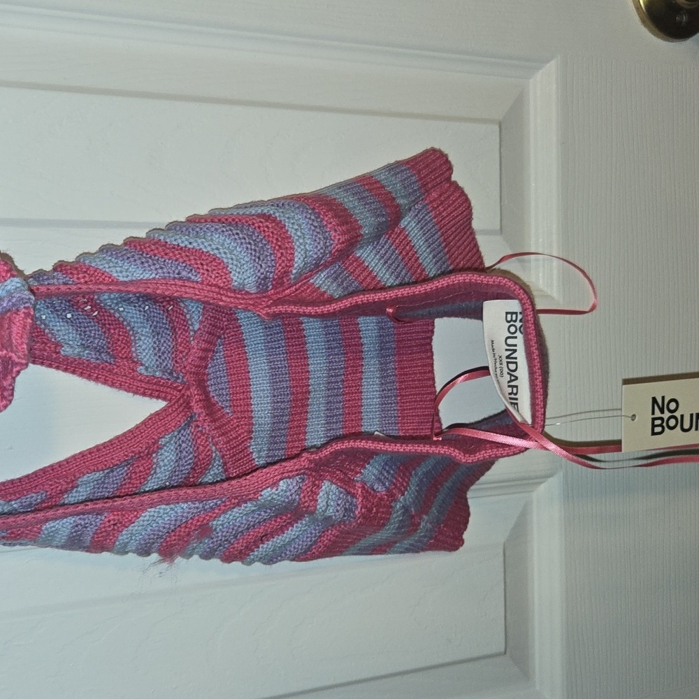 Pink and Blue Knit Halter Top and Shorts Set - Picture 7 of 7